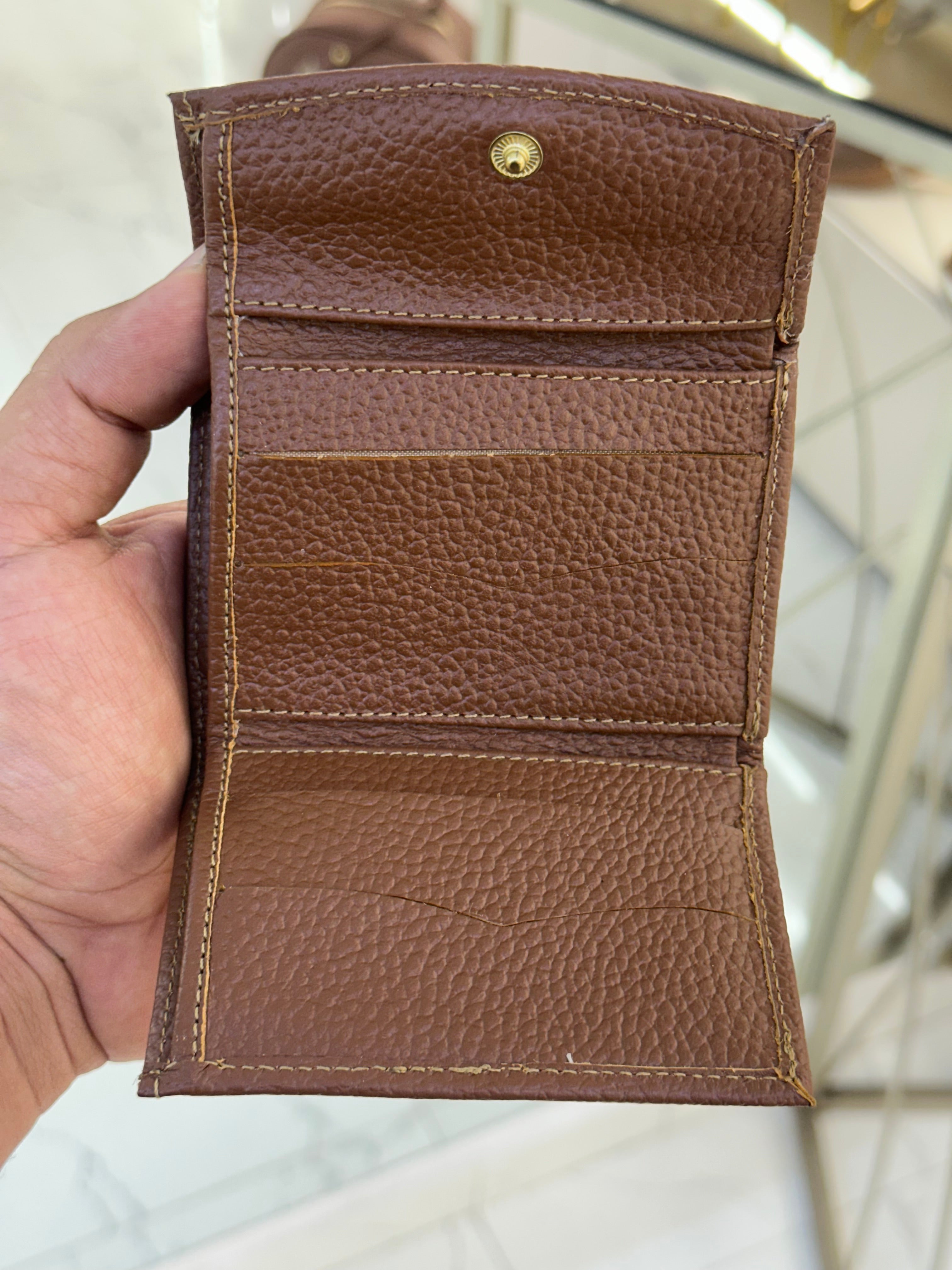 Billetera pequeña café