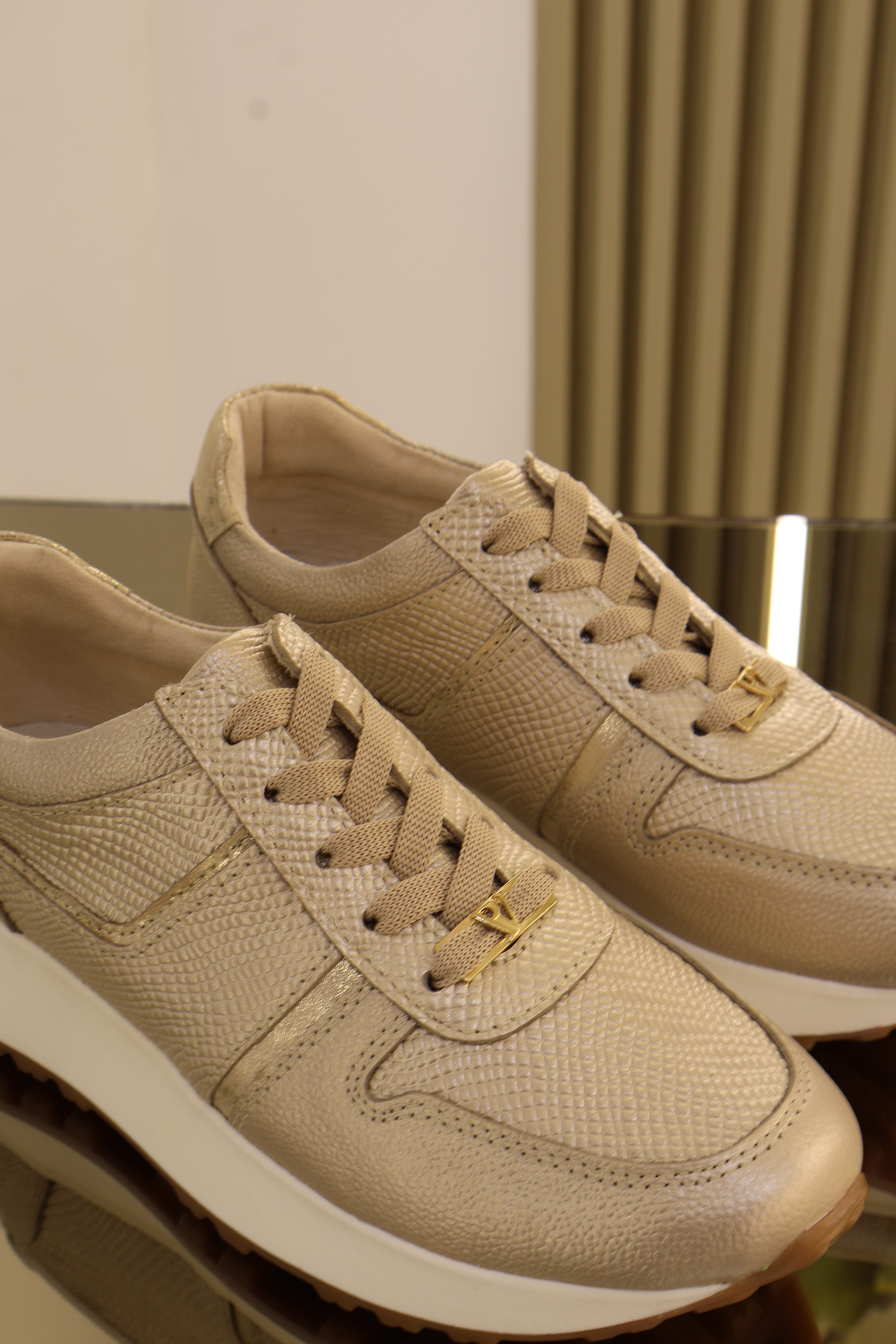 Tenis coco Champan Folia en cuero