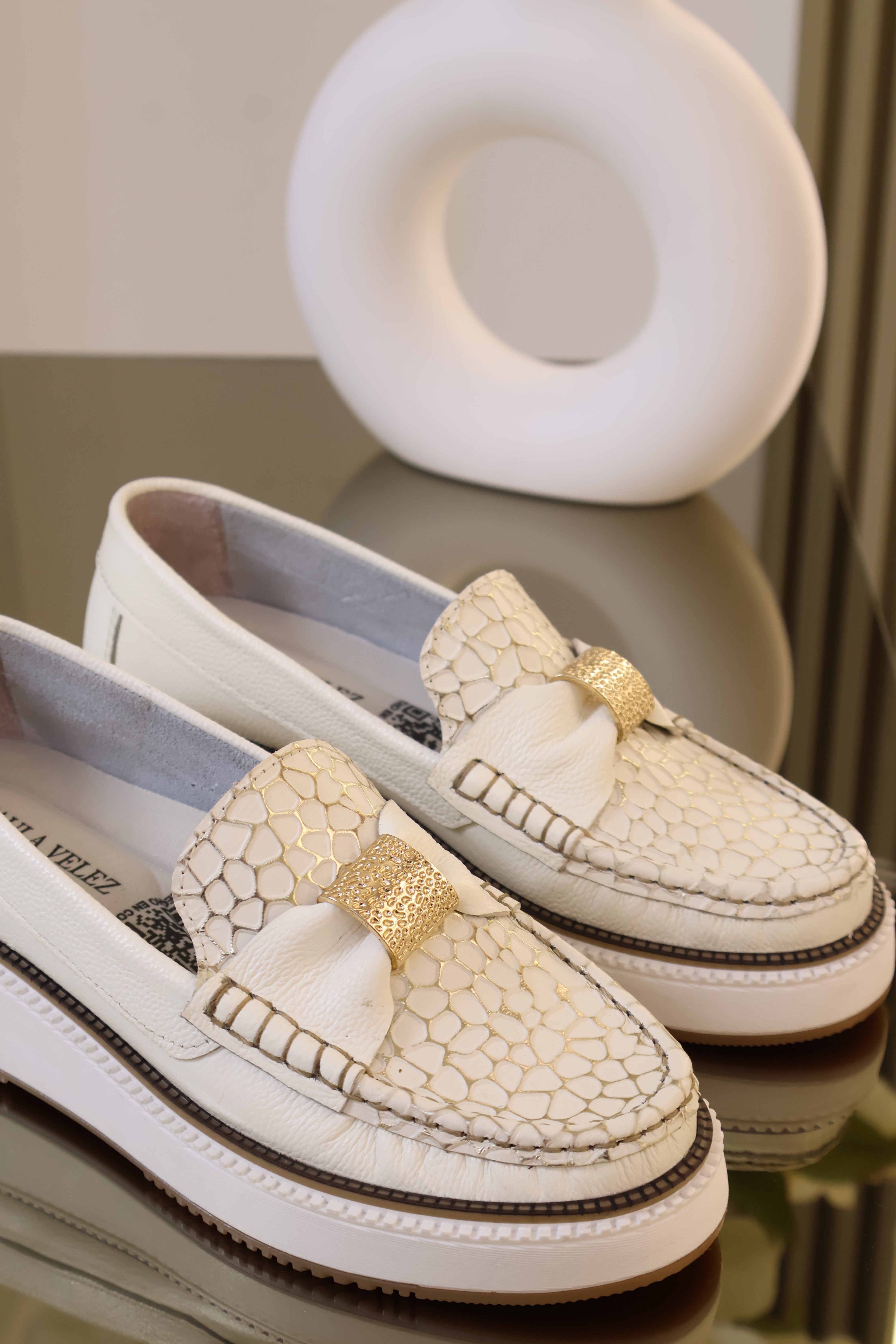 Mocasín Talco Folia en cuero
