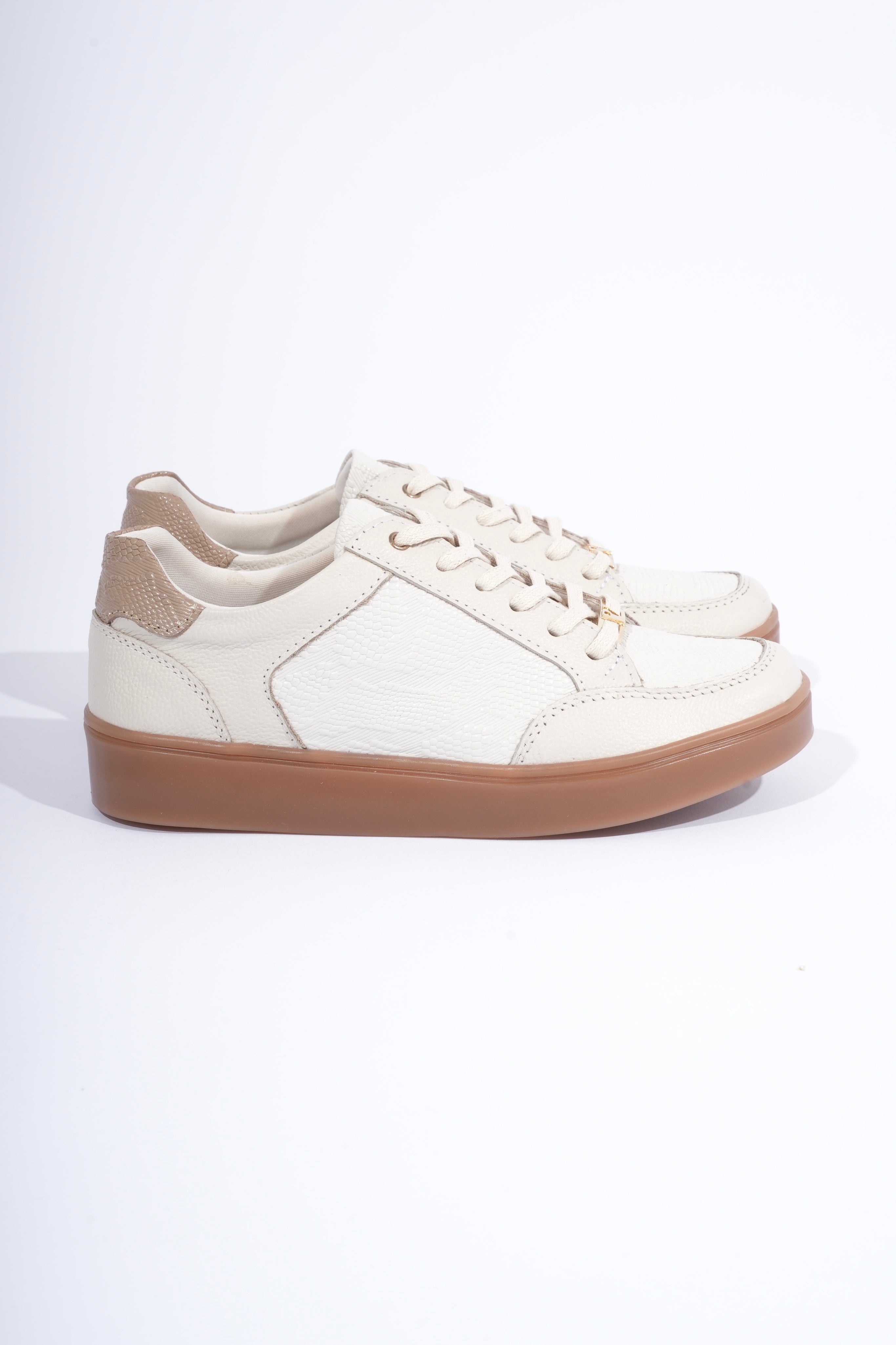 Aspen Arena London Tenis en Cuero