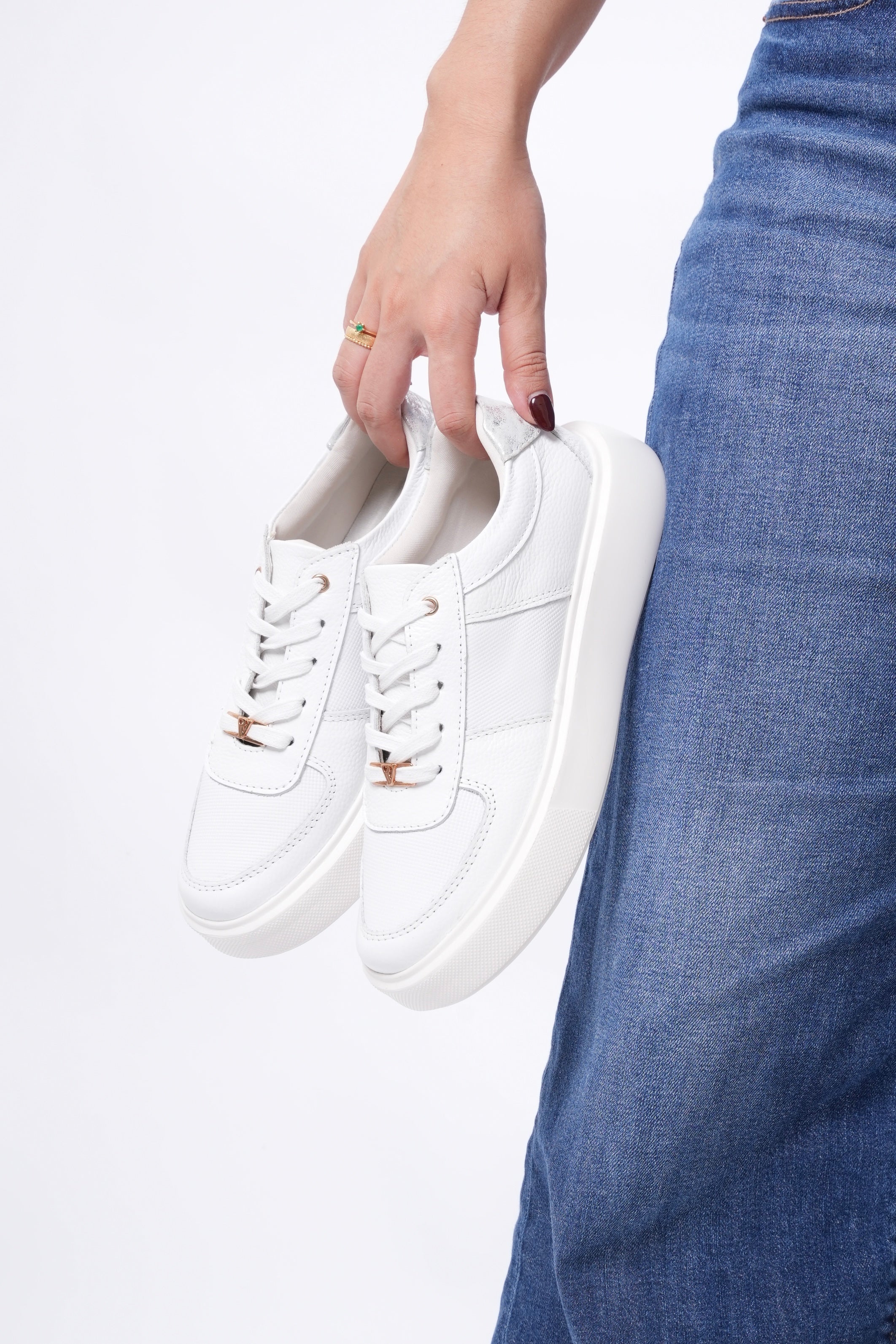 Tenis S-04 Blanco en cuero