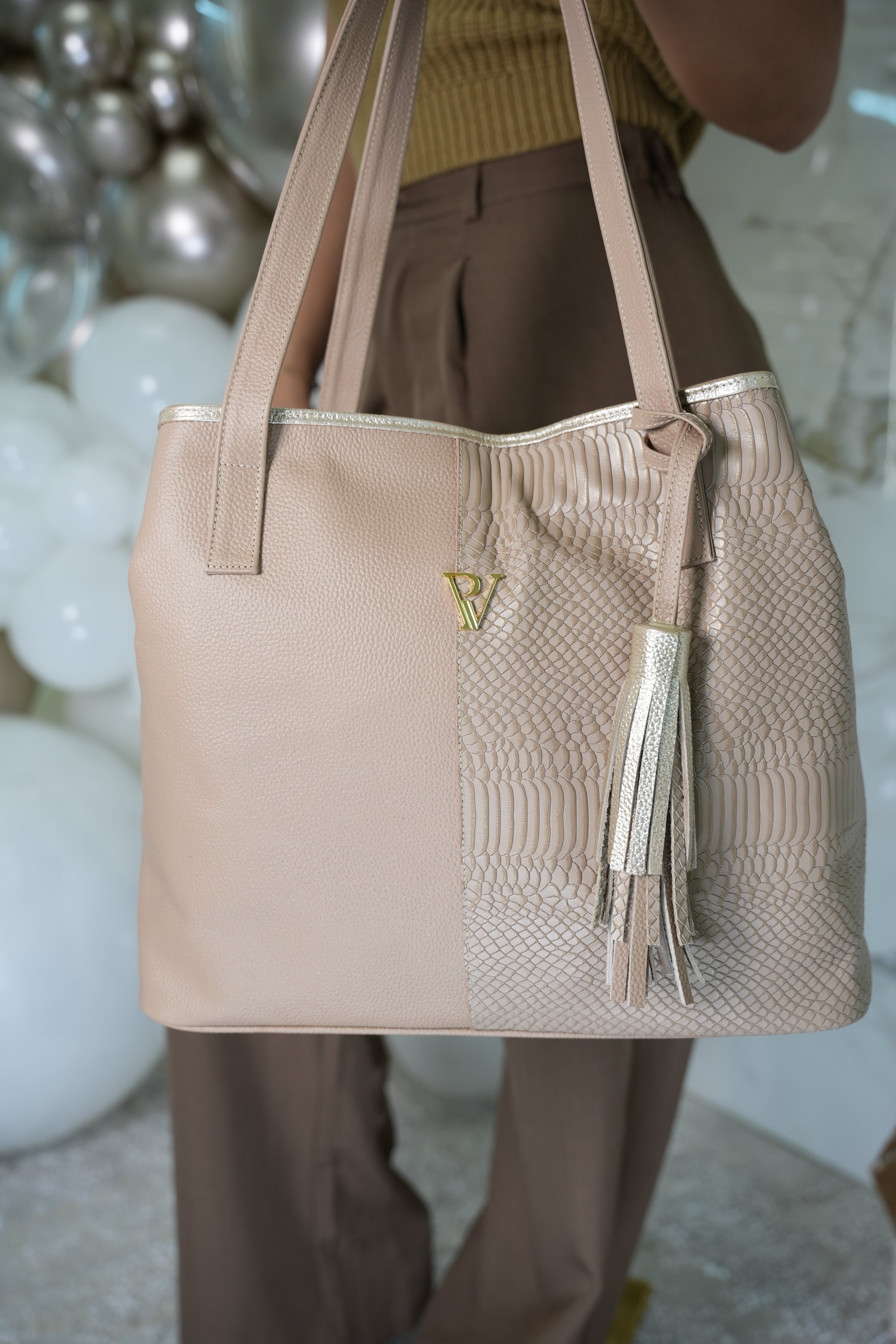 Bolso Mallorca Taupe en Cuero