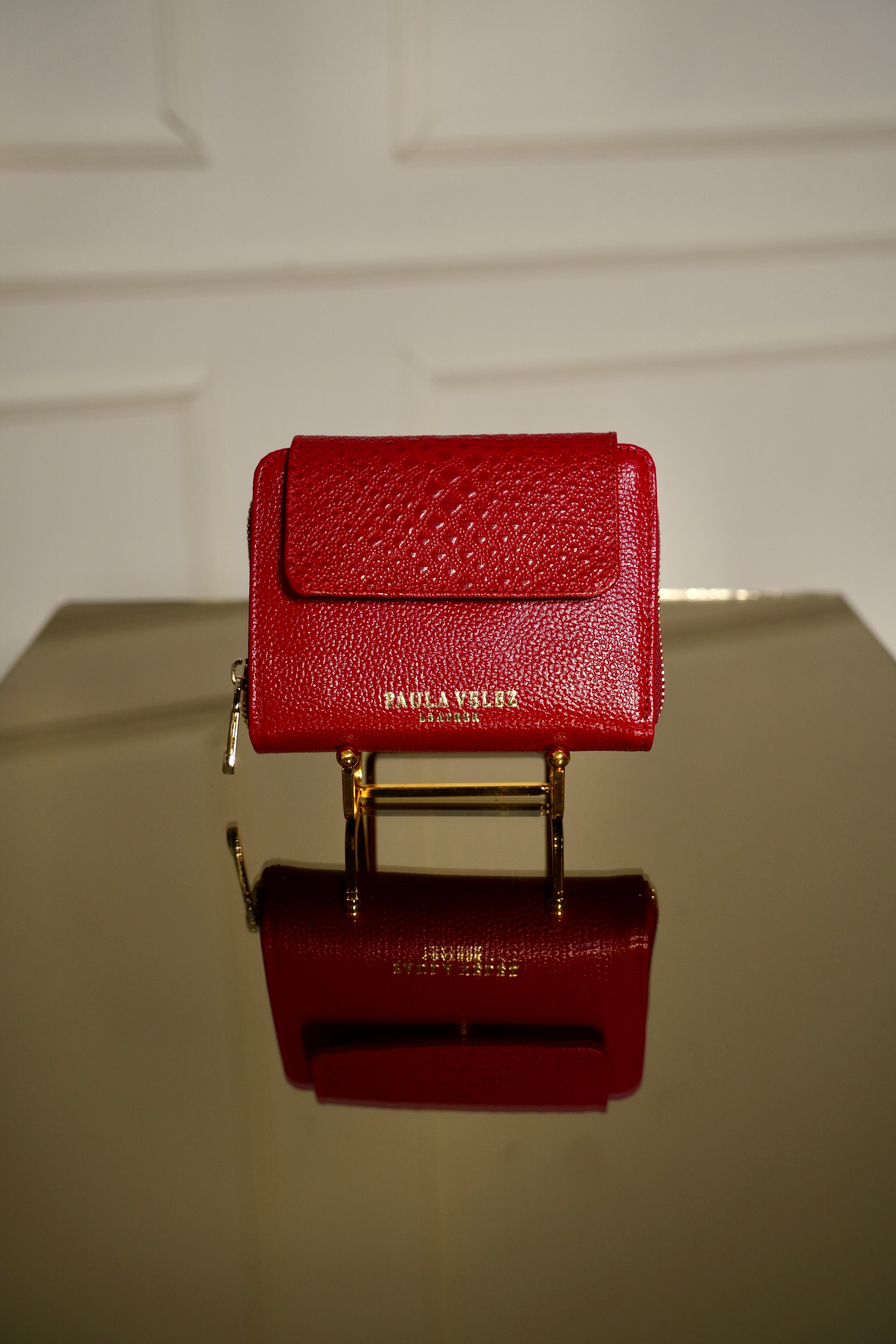 Billetera roja en cuero Leather