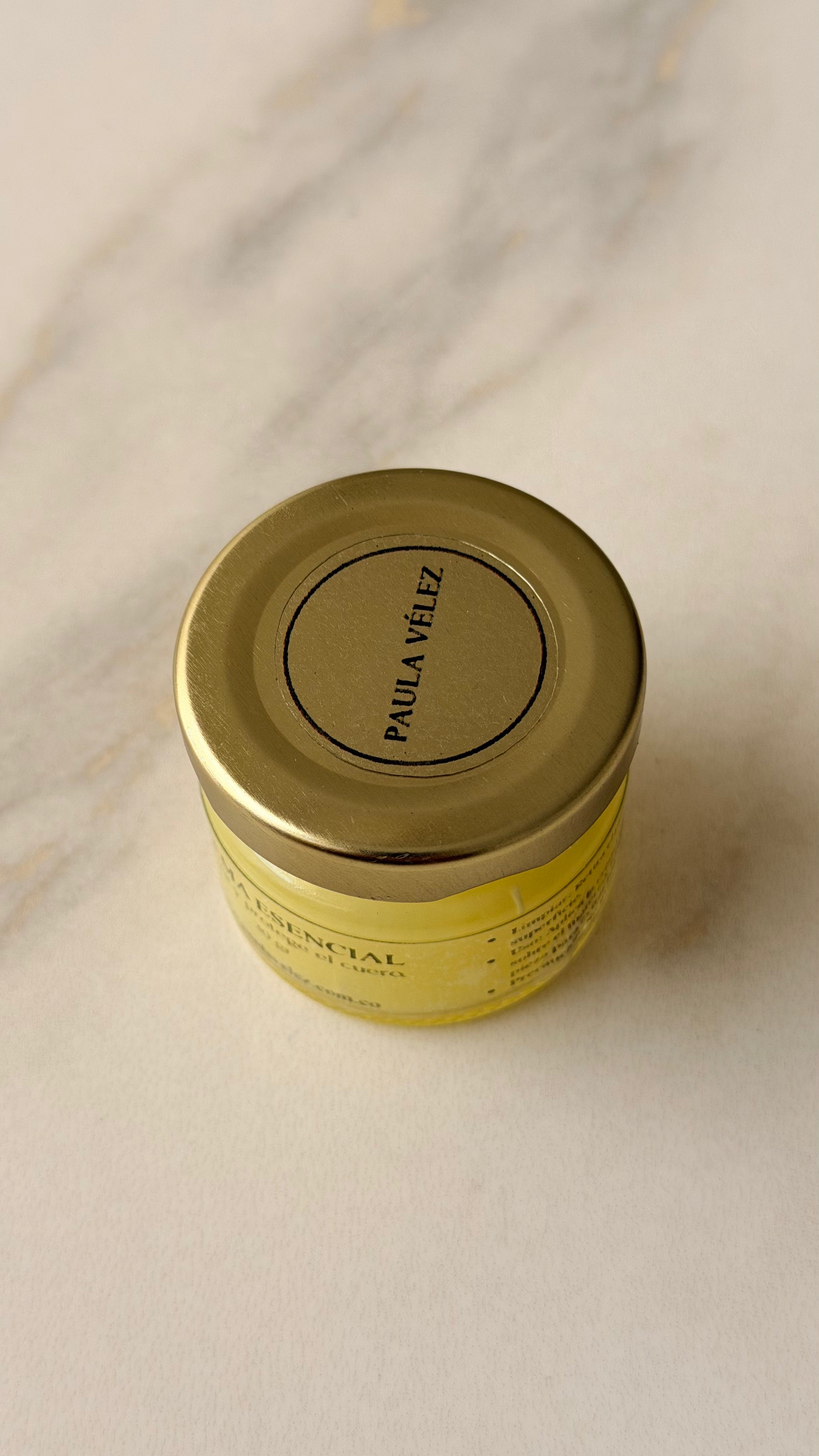 Crema esencial para cuero