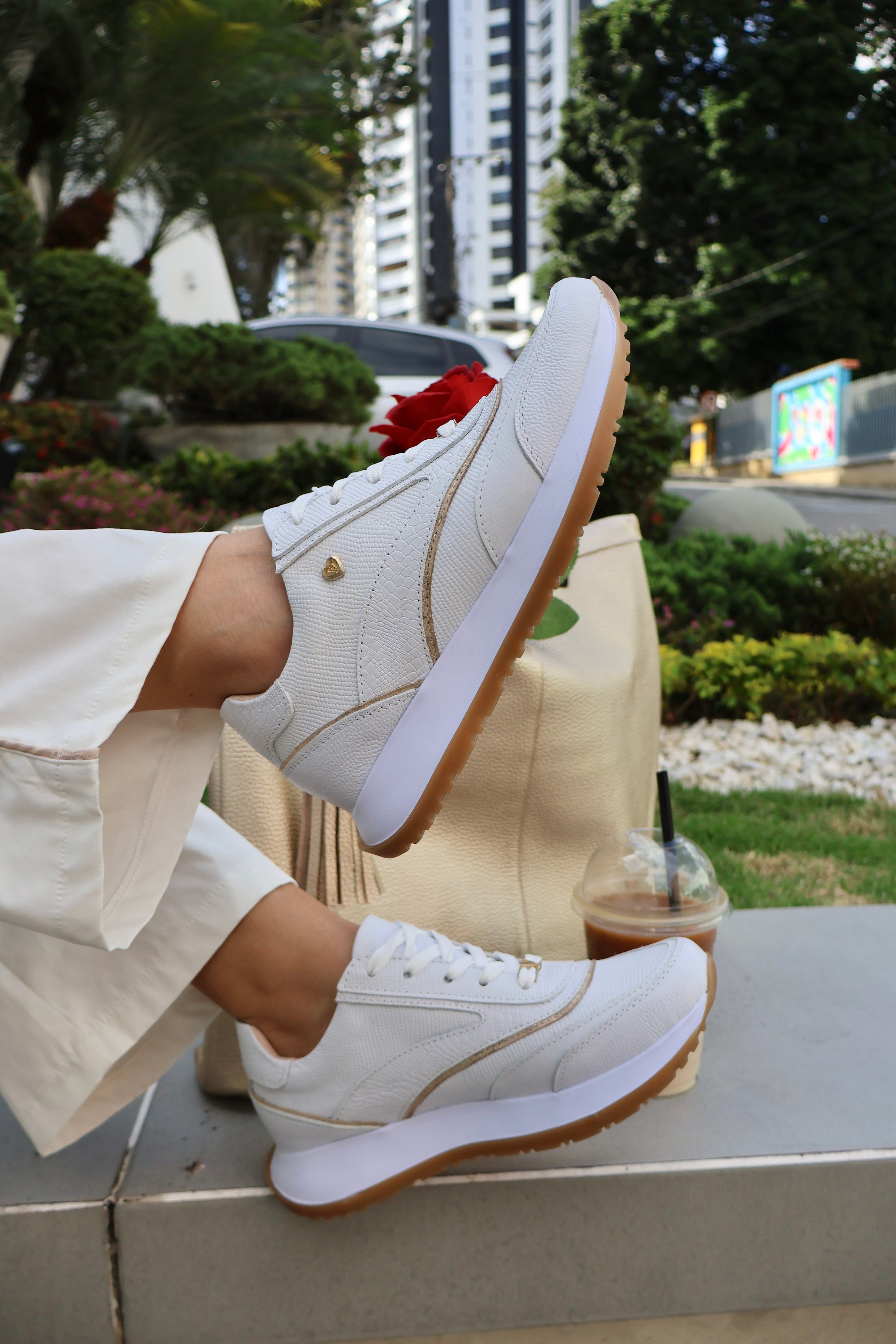 Tenis bariloche en cuero blanco luxe