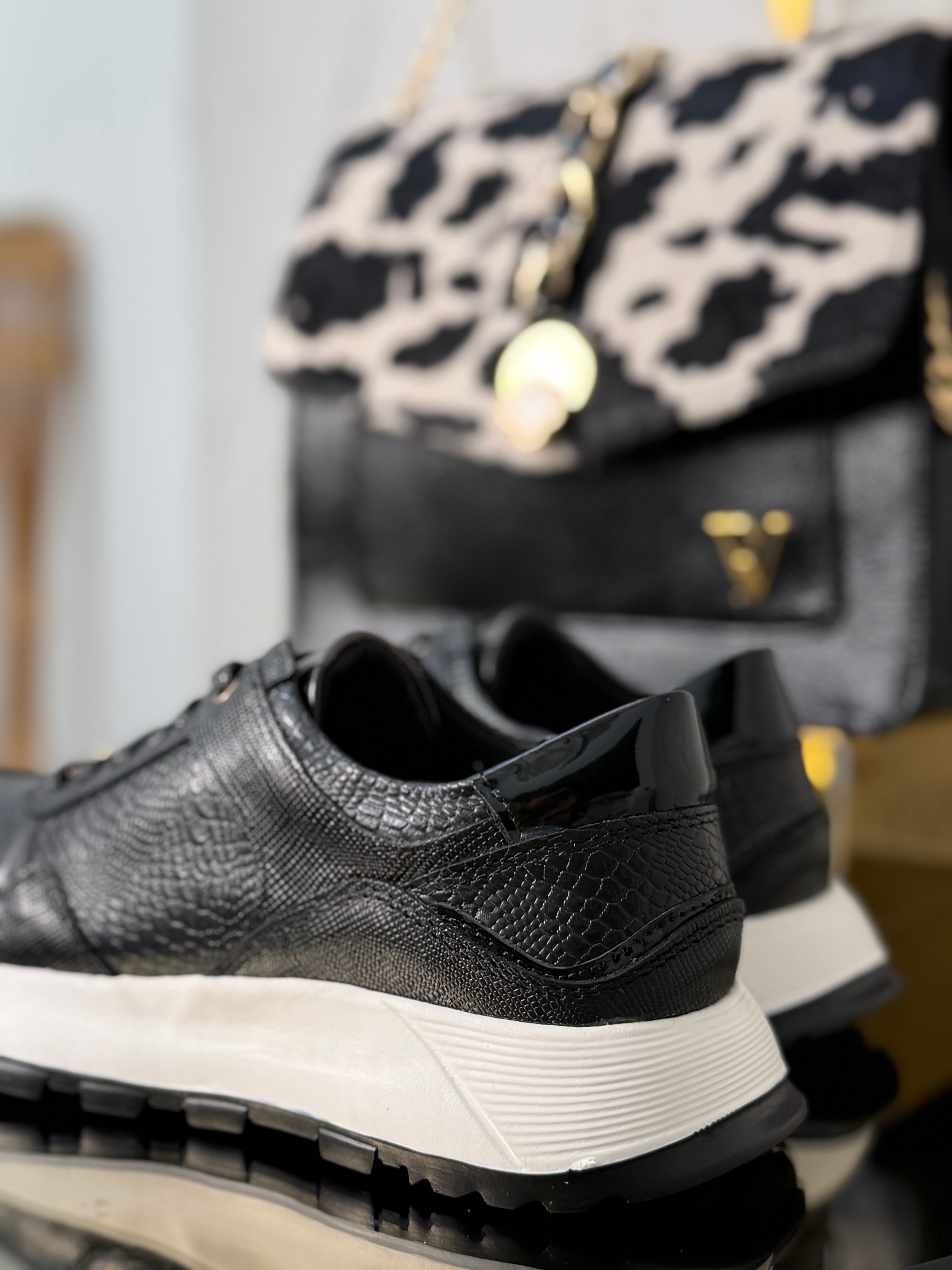 Tenis Denver Negro Charol Nadal