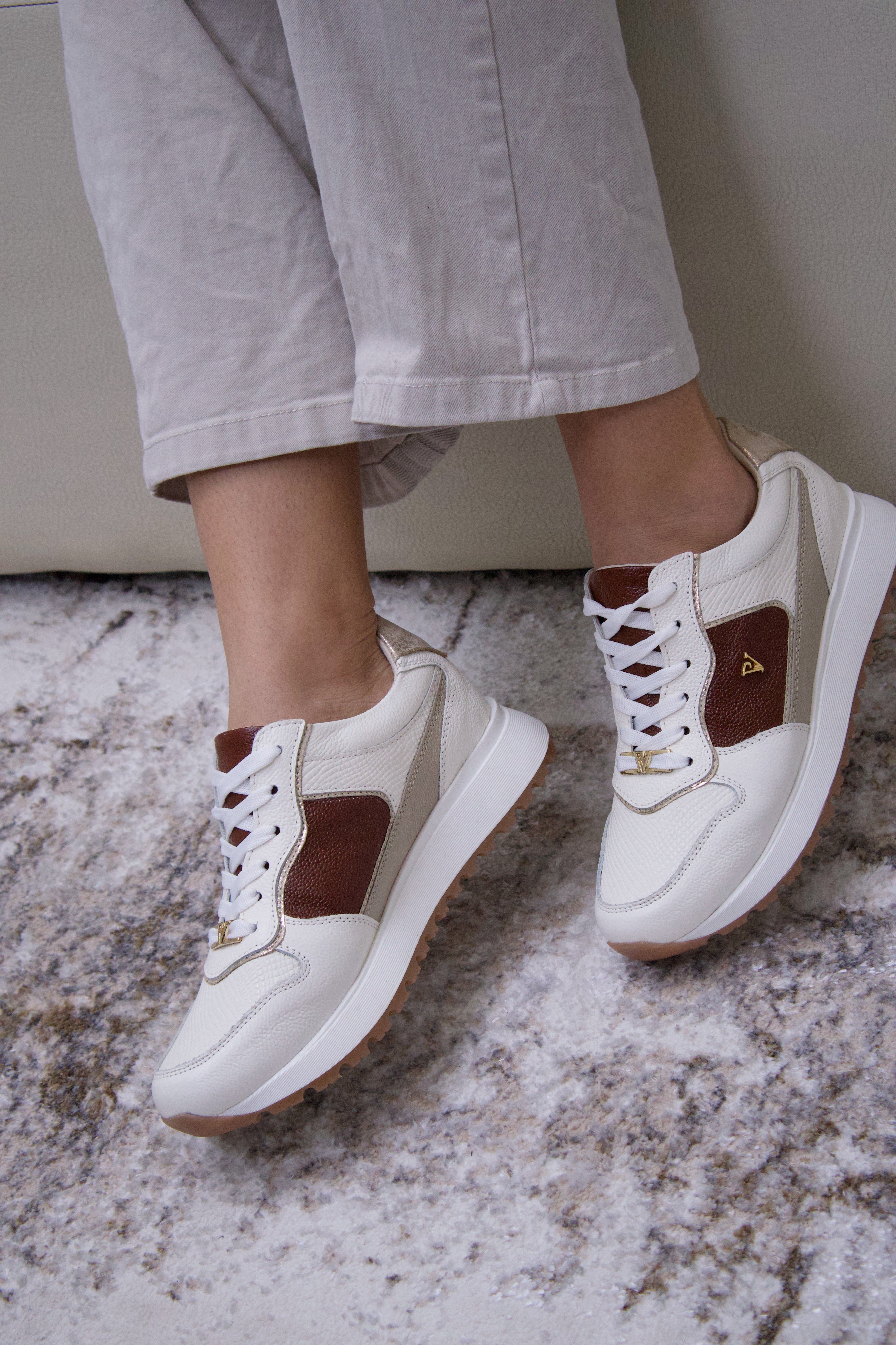 Romeo talco x cafe tenis en cuero