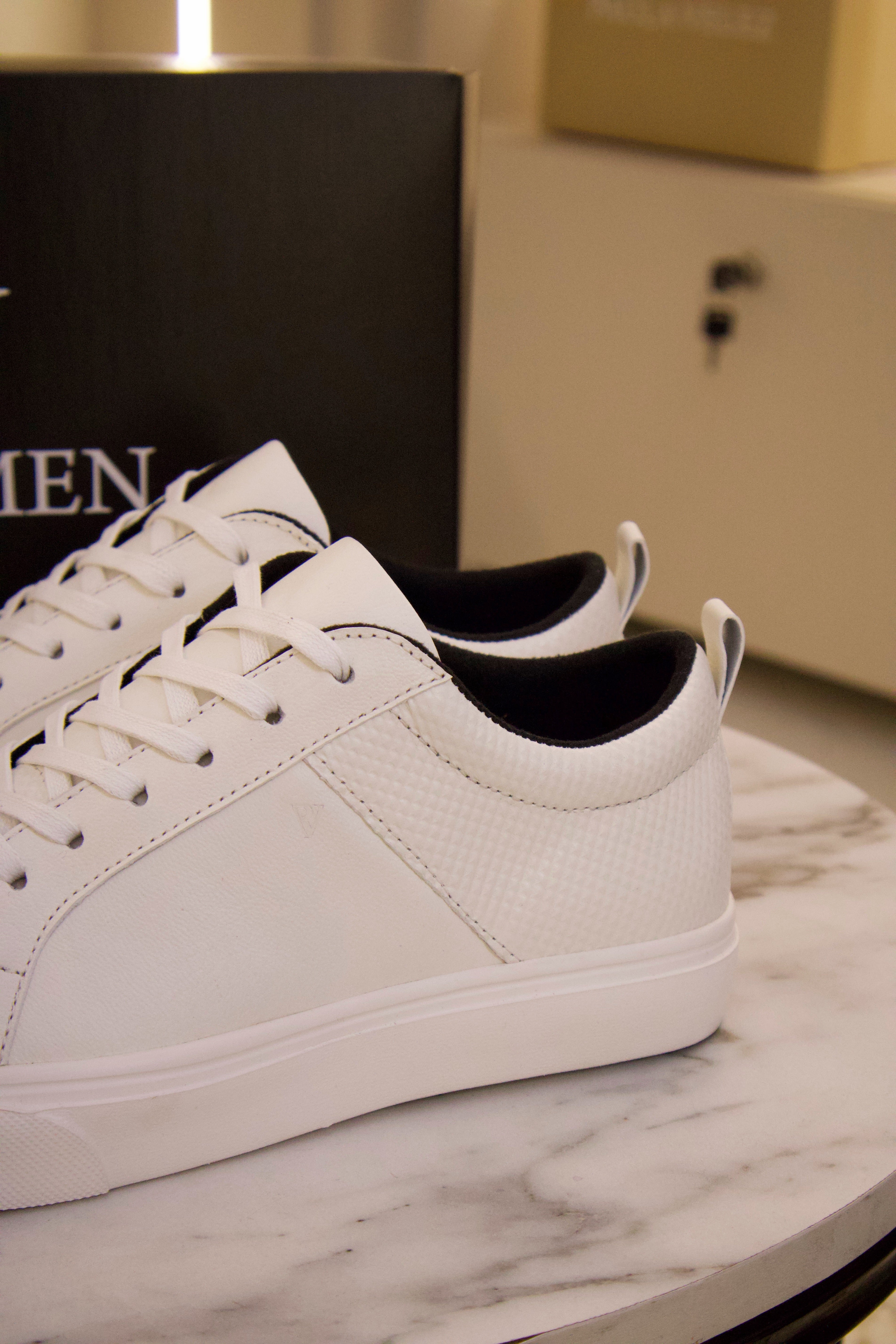 Tenis Cooper en cuero Blanco