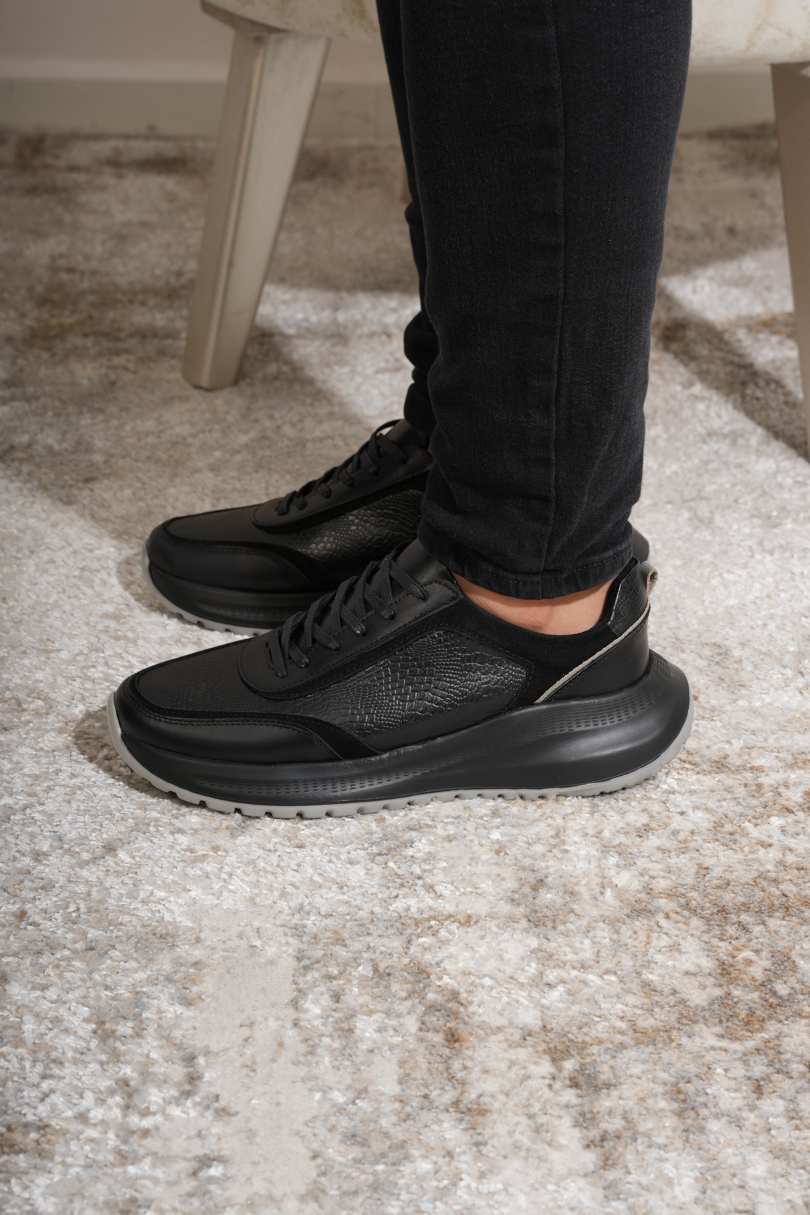 Tenis Origen para hombre en cuero Negro Largarto Panda