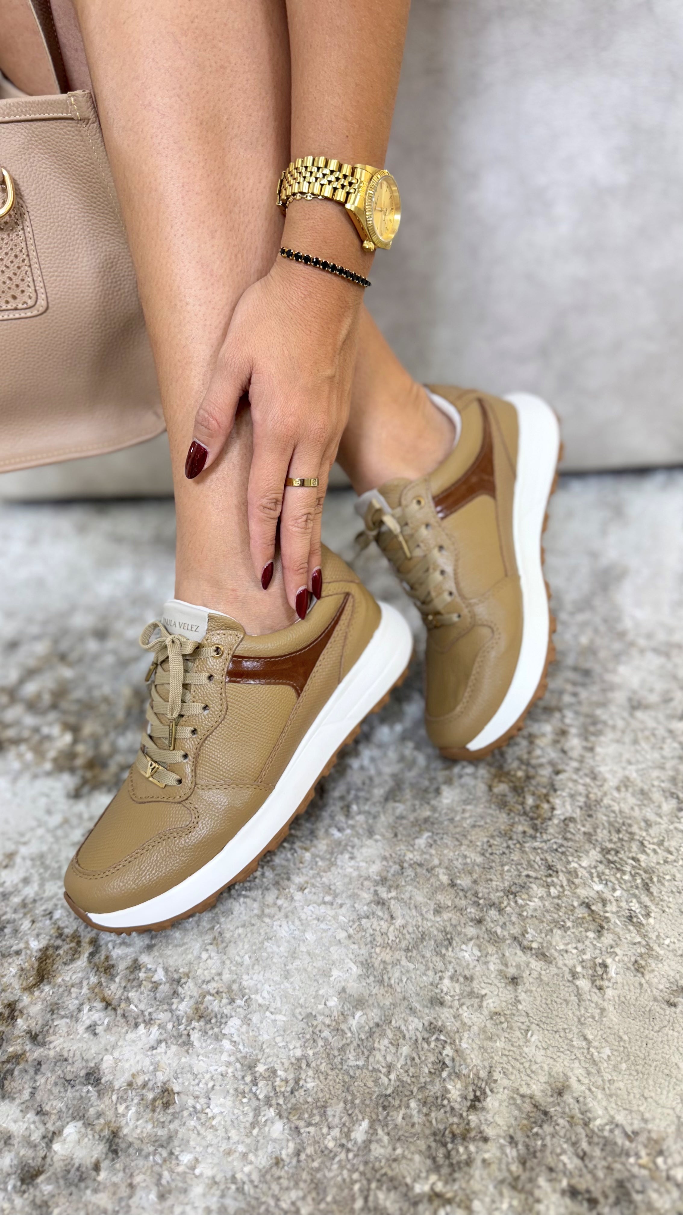 Tenis Romeo Coñac Densa en cuero