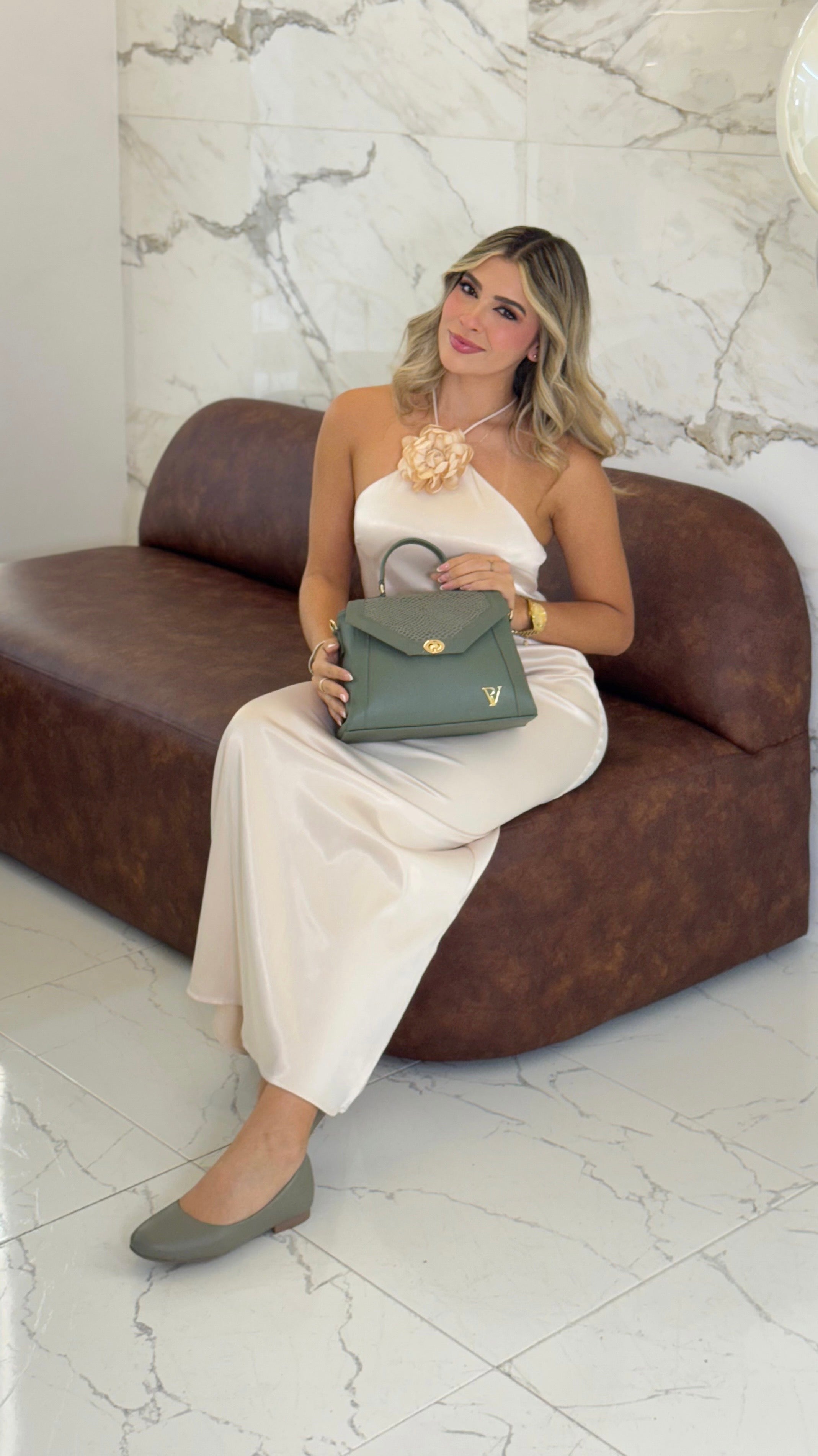 Bailarina Verde pino en cuero