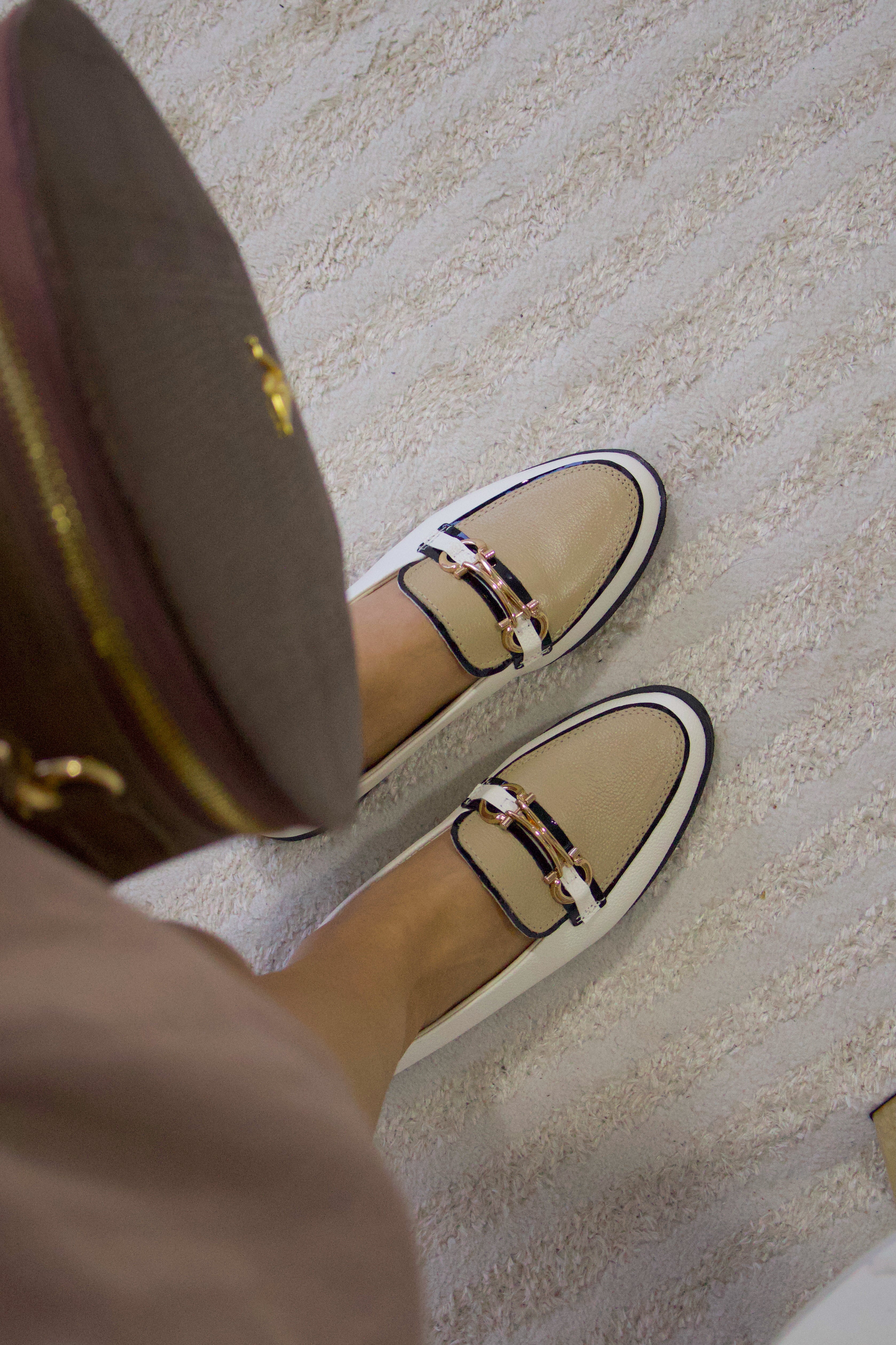 Baleta dalia taupe talco vivos negros