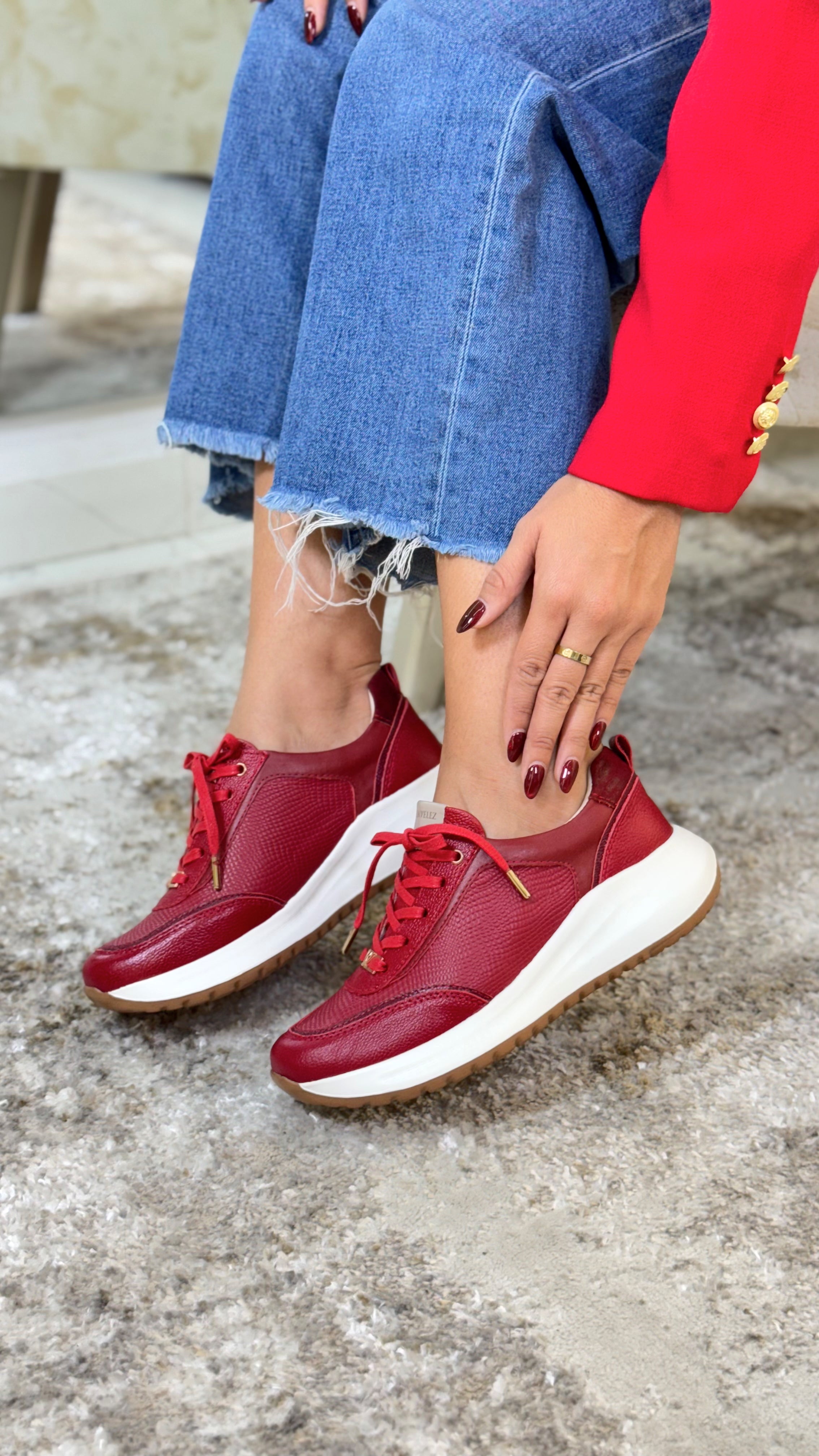 Tenis Origen Rojo en Cuero