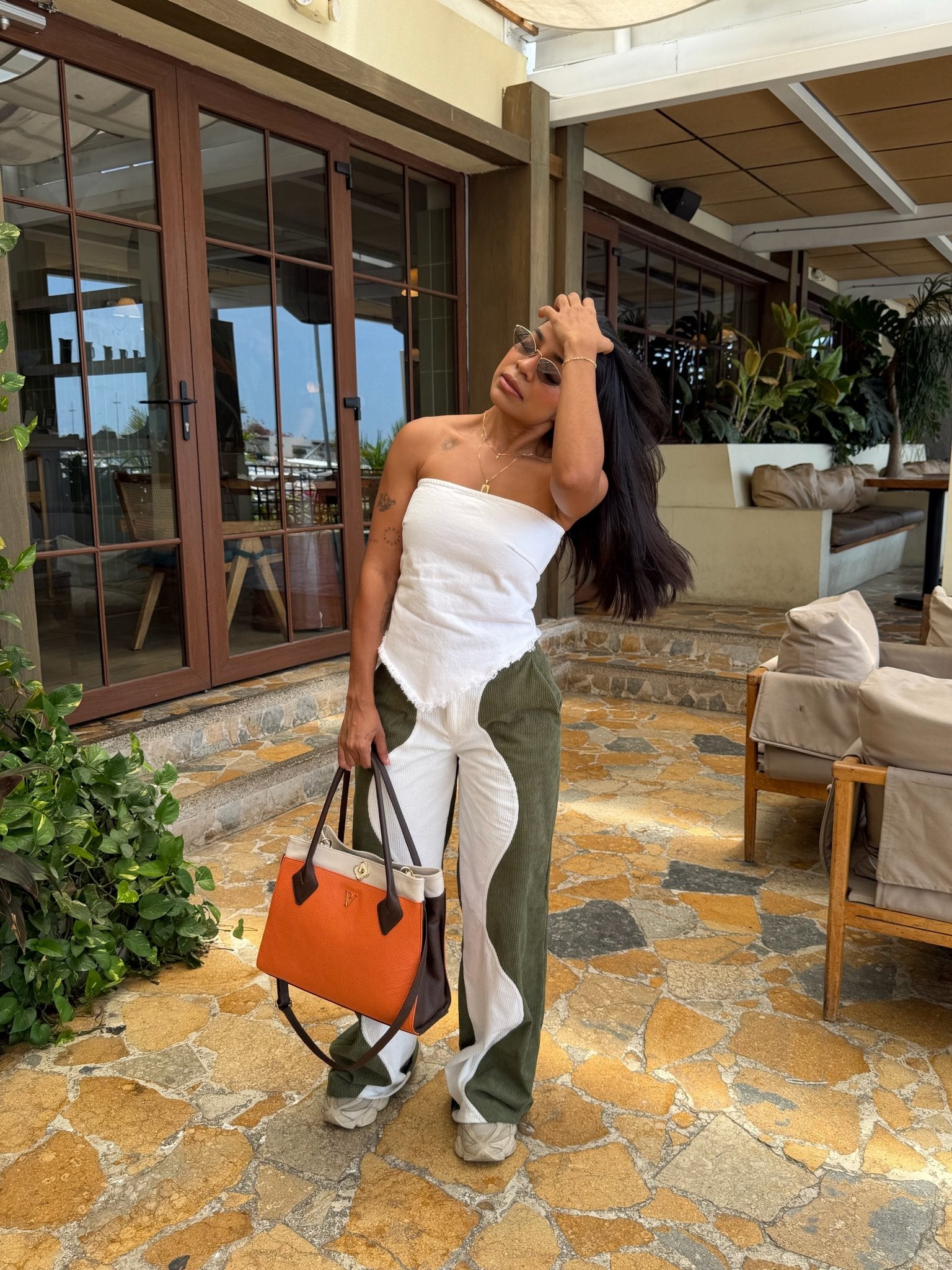 bolso en cuero flora naranja - PAULA VELEZ