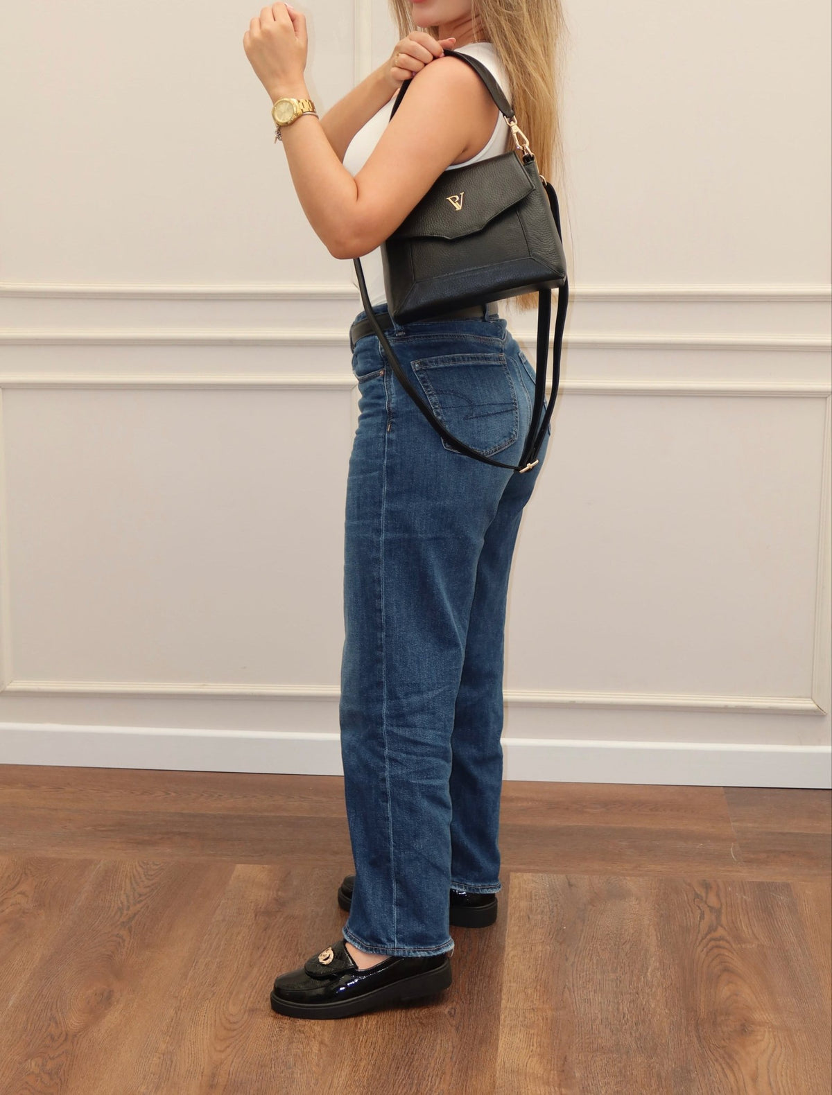 Bolso Lara en Cuero Negro - PAULA VELEZ