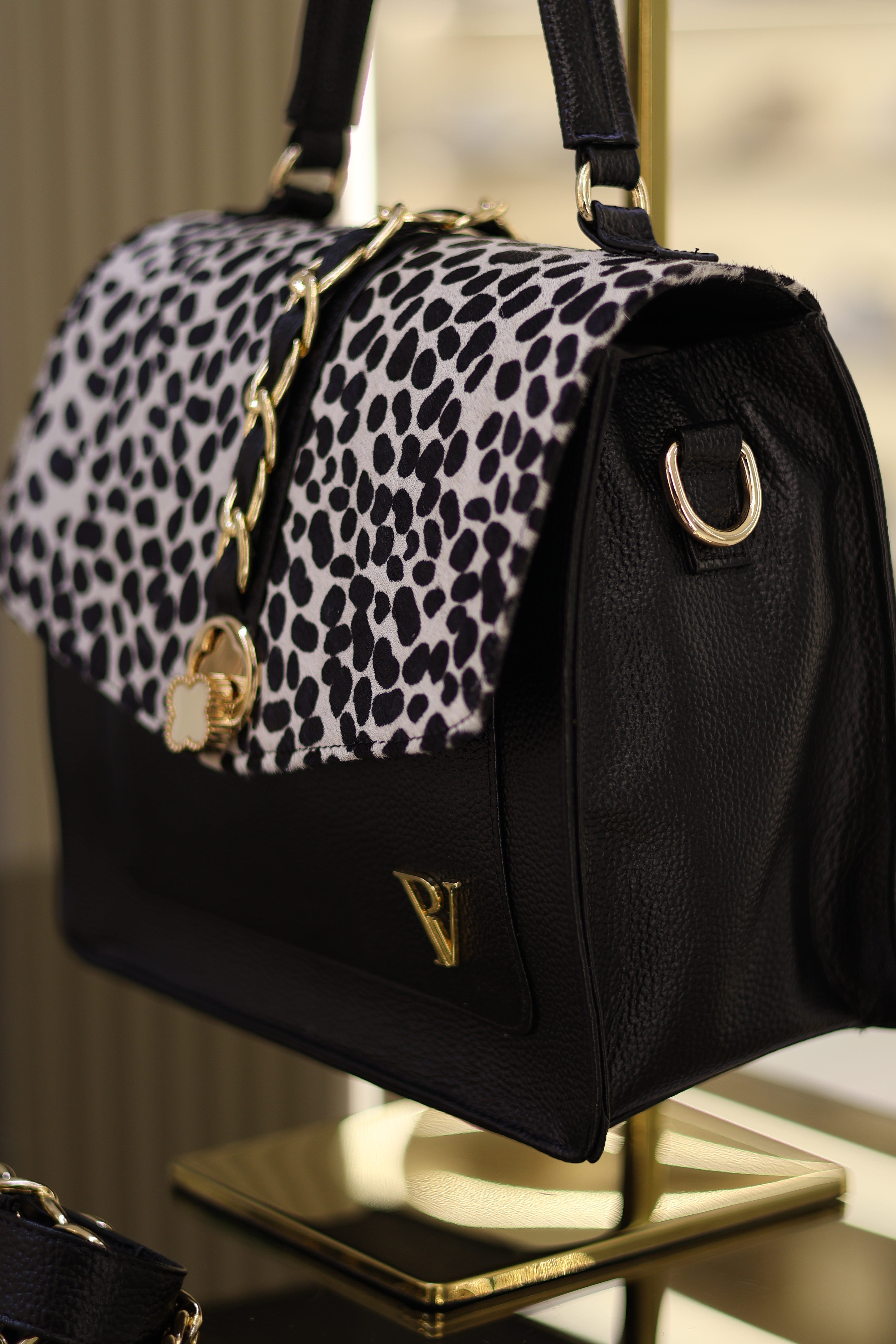 Bolso Sophie Negro Animal Luxe en cuero