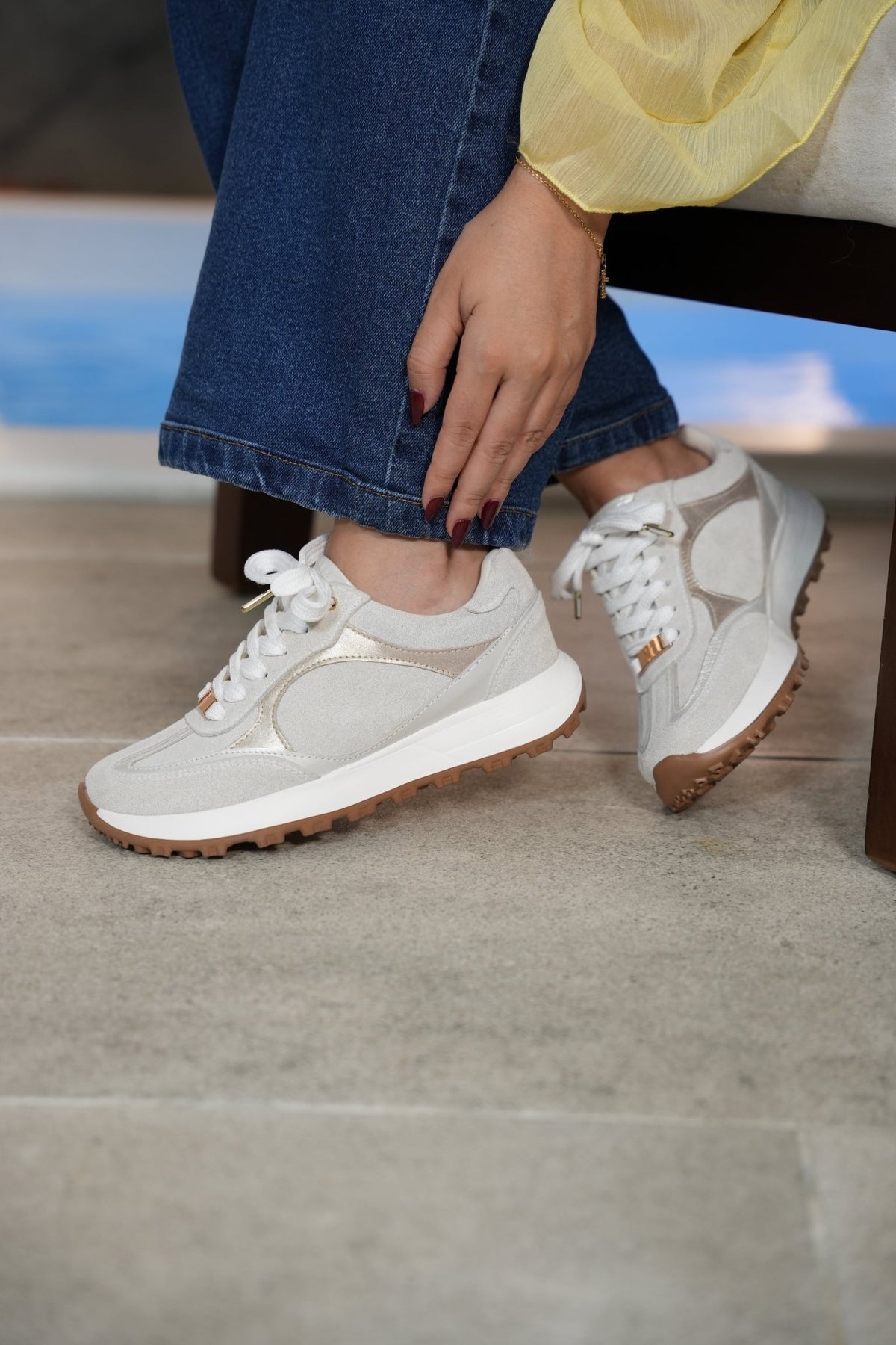 Tenis coffee gamuza gris oro rosa - PAULA VELEZ