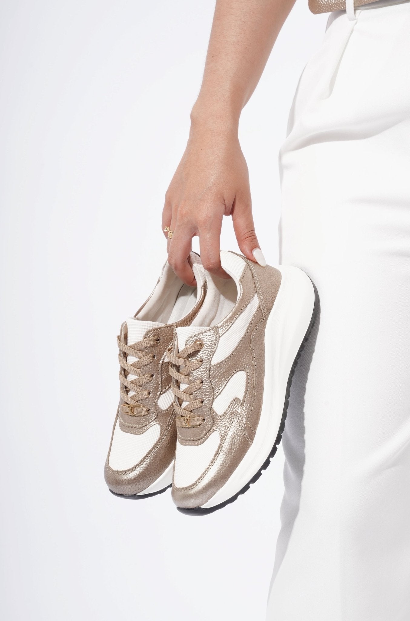 Tenis de cuero Samara luna navy - PAULA VELEZ